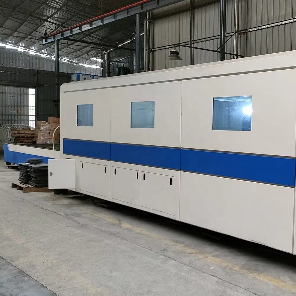 Machine de découpe laser à fib - Industrial Laser Cutter For Metal avis et prix
