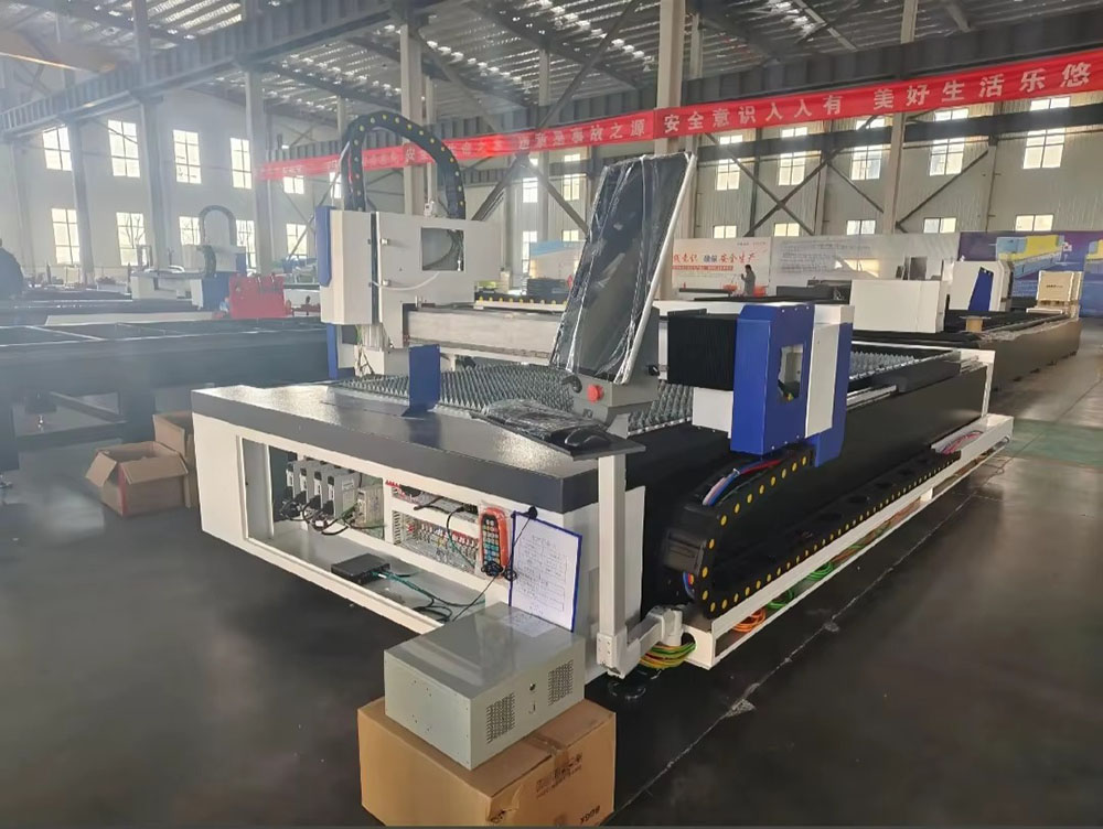 Machine de découpe laser à fib - Industrial Laser Cutter For Metal avis et prix